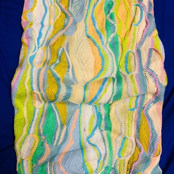 Authentic COOGI sweaters - Picture 4 of 6